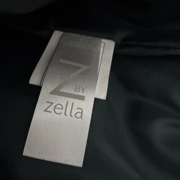 Zella Hooded Puffer Vest Womens S Pine Green Mid-Length Lined Pockets Quilted - Picture 6 of 7